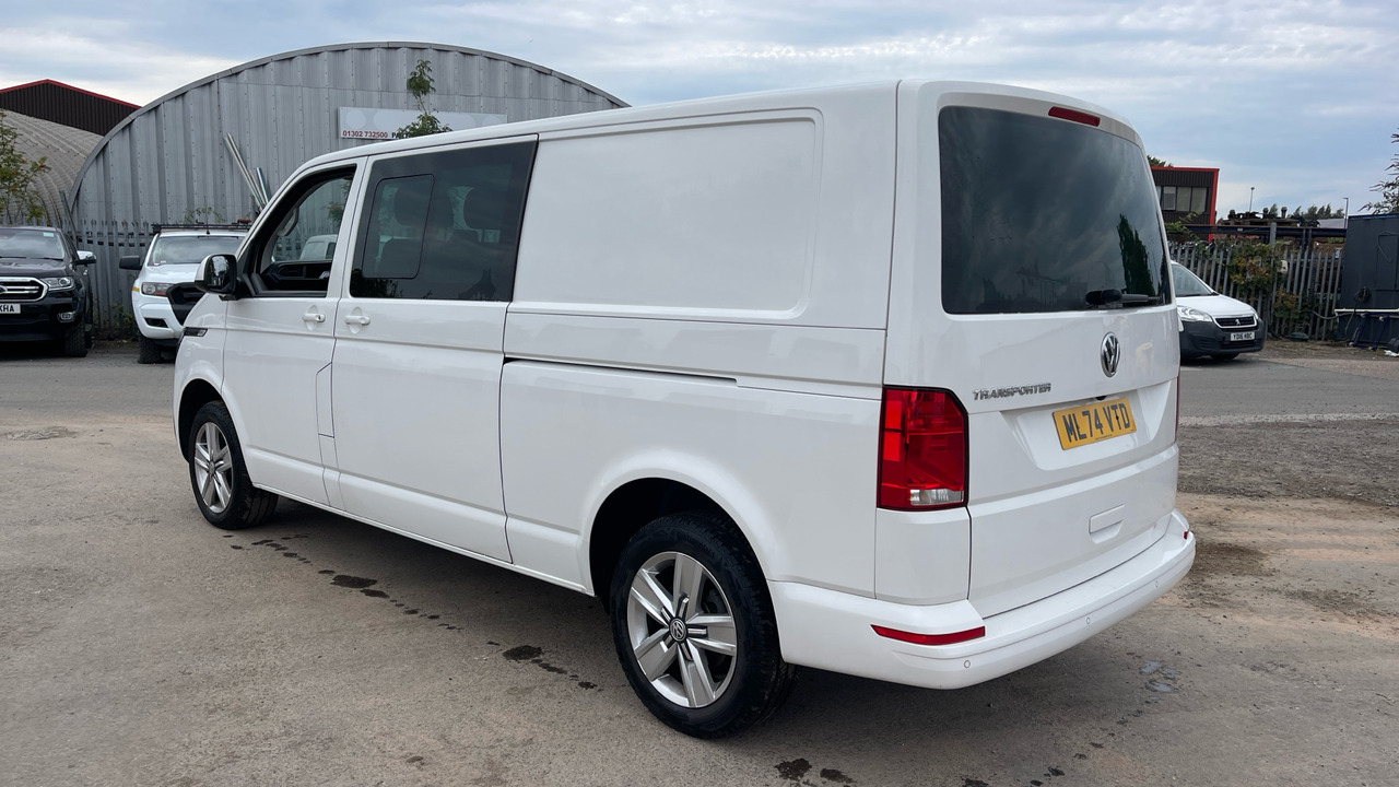 VOLKSWAGEN TRANSPORTER T32 2.0 TDI 150PS HIGHLINE - Dostavno vozilo sa duplom kabinom: slika 3 VOLKSWAGEN TRANSPORTER T32 2.0 TDI 150PS HIGHLINE - Dostavno vozilo sa duplom kabinom: slika 3