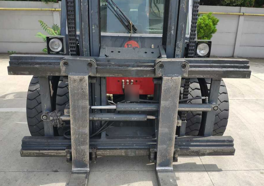 Dan Truck 9680 DD - Dizel viljuškar: slika 4 Dan Truck 9680 DD - Dizel viljuškar: slika 4