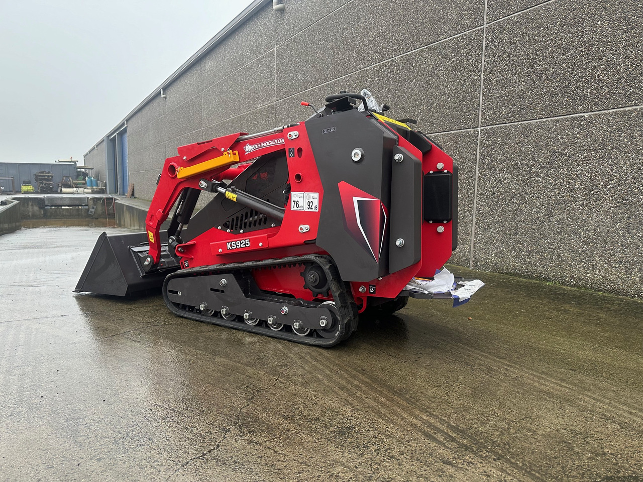 Rhinoceros KS925 - Mini utovarivač: slika 2 Rhinoceros KS925 - Mini utovarivač: slika 2