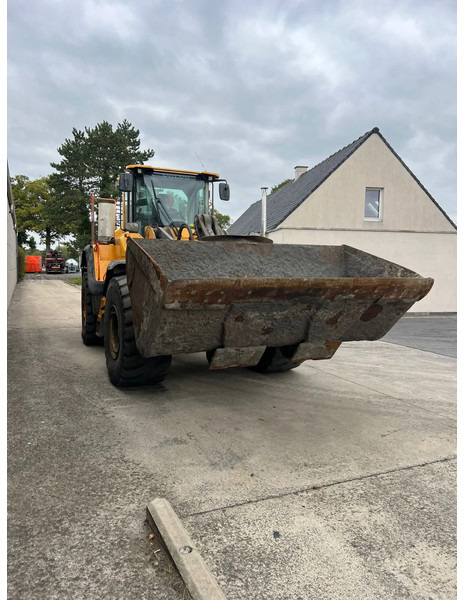 Volvo L180H - Buldožer: slika 1 Volvo L180H - Buldožer: slika 1