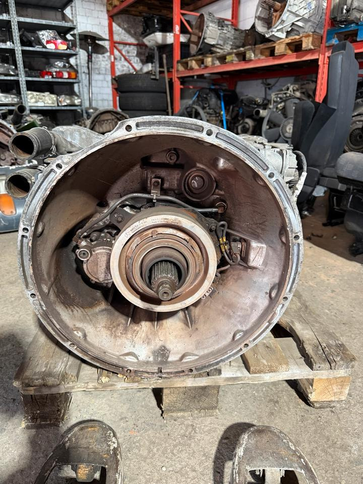 Actros MP4 Automatikgetriebe G211-12 + INTARDER + Nebenantrieb - Transmisija za Kamion: slika 1 Actros MP4 Automatikgetriebe G211-12 + INTARDER + Nebenantrieb - Transmisija za Kamion: slika 1
