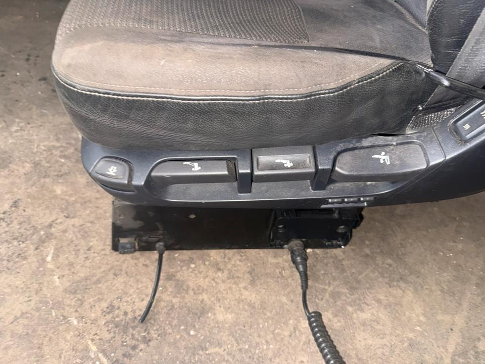 DAF XF 460 Euro 6 Fahrersitz mit Luft - Sedište za Kamion: slika 5 DAF XF 460 Euro 6 Fahrersitz mit Luft - Sedište za Kamion: slika 5