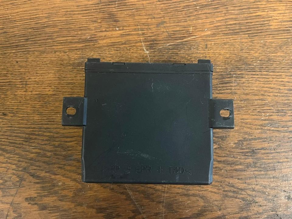 IVECO Multiplex System Cabin Module Steuergerät 41221119 - Upravljačka jedinica: slika 5 IVECO Multiplex System Cabin Module Steuergerät 41221119 - Upravljačka jedinica: slika 5