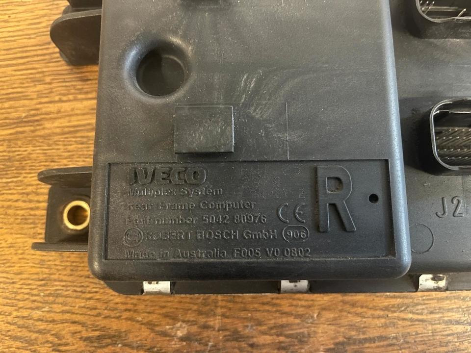 IVECO Multiplex System Rear Frame Computer Steuergerät 504280976 - Upravljačka jedinica: slika 3 IVECO Multiplex System Rear Frame Computer Steuergerät 504280976 - Upravljačka jedinica: slika 3