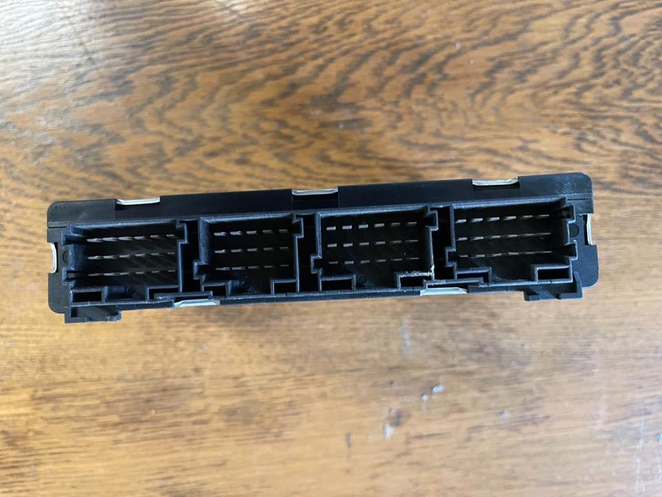 MAN CONTINENTAL VDO Elektronik FFR Steuergerät Nr 81.25805.7087 - Upravljačka jedinica za Kamion: slika 2 MAN CONTINENTAL VDO Elektronik FFR Steuergerät Nr 81.25805.7087 - Upravljačka jedinica za Kamion: slika 2