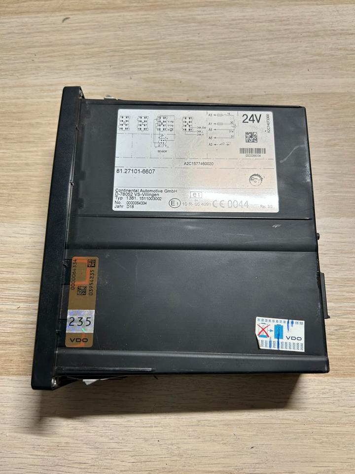 MAN EURO 6 Tachograph 81.27101-6607 - Tahograf: slika 2 MAN EURO 6 Tachograph 81.27101-6607 - Tahograf: slika 2