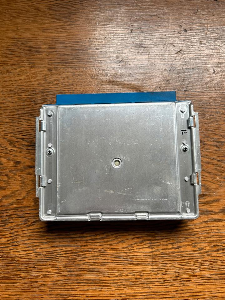 MAN KNORR-BREMSE EBS Steuergerät 81.25808.7027 - Upravljačka jedinica za Kamion: slika 3 MAN KNORR-BREMSE EBS Steuergerät 81.25808.7027 - Upravljačka jedinica za Kamion: slika 3