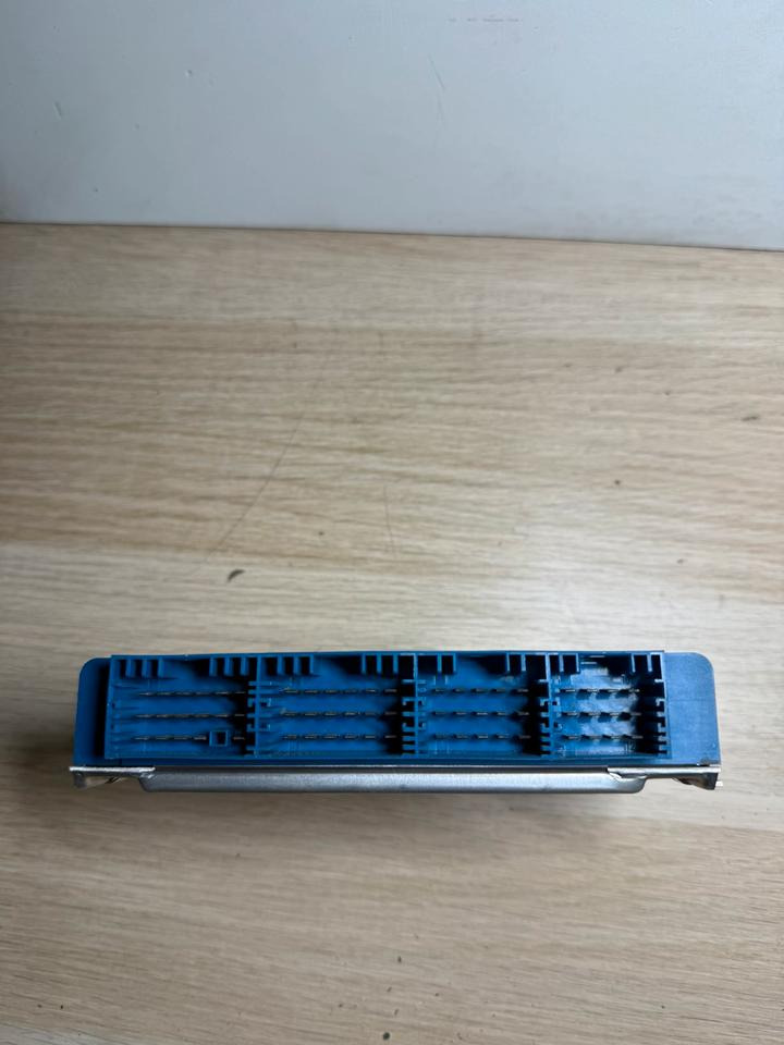 MAN KNORR-BREMSE EBS Steuergerät 81.25808-7064 - Upravljačka jedinica za Kamion: slika 3 MAN KNORR-BREMSE EBS Steuergerät 81.25808-7064 - Upravljačka jedinica za Kamion: slika 3