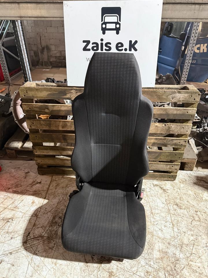 MAN TGL EURO5/6 Mittlerer Sitz - Sedište za Kamion: slika 1 MAN TGL EURO5/6 Mittlerer Sitz - Sedište za Kamion: slika 1