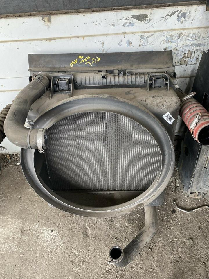 MAN TGL Kühlerpaket Wasserkühler Radiator Kühler - Radijator za Kamion: slika 1 MAN TGL Kühlerpaket Wasserkühler Radiator Kühler - Radijator za Kamion: slika 1