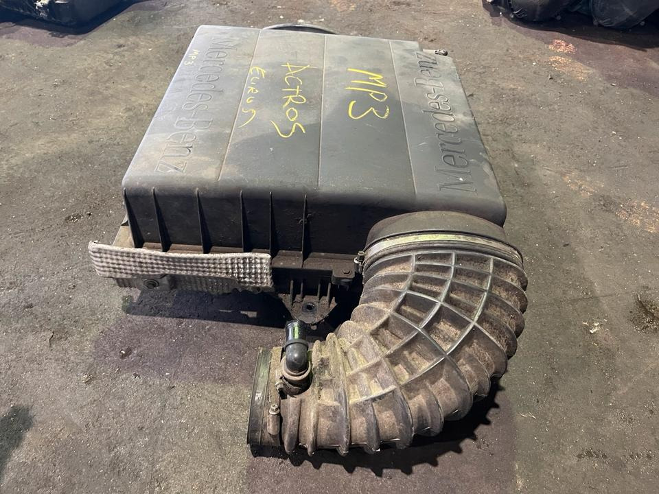 MERCEDES ACTROS MP3 Luftfilter Luftfilterkasten - Filter za vazduh za Kamion: slika 3 MERCEDES ACTROS MP3 Luftfilter Luftfilterkasten - Filter za vazduh za Kamion: slika 3