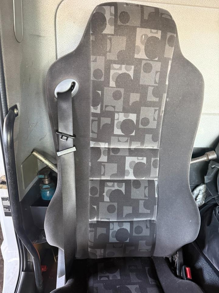 Mercedes Atego 3 Beifahrersitz mit Luft - Sedište za Kamion: slika 4 Mercedes Atego 3 Beifahrersitz mit Luft - Sedište za Kamion: slika 4