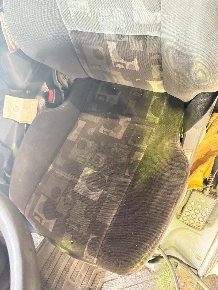 Mercedes Atego 3 Fahrersitz - Sedište za Kamion: slika 2 Mercedes Atego 3 Fahrersitz - Sedište za Kamion: slika 2