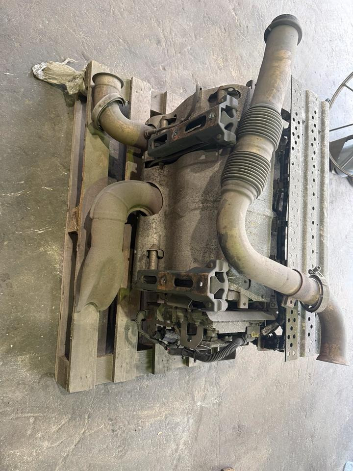 Mercedes Atego 4 EU6 Auspuff Katalysator A0064904012 - Katalizator za Kamion: slika 4 Mercedes Atego 4 EU6 Auspuff Katalysator A0064904012 - Katalizator za Kamion: slika 4
