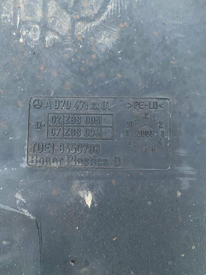 Mercedes Atego Tank Tankbehälter A 970470201, A 970471xx01 - Rezervoar za gorivo za Kamion: slika 2 Mercedes Atego Tank Tankbehälter A 970470201, A 970471xx01 - Rezervoar za gorivo za Kamion: slika 2