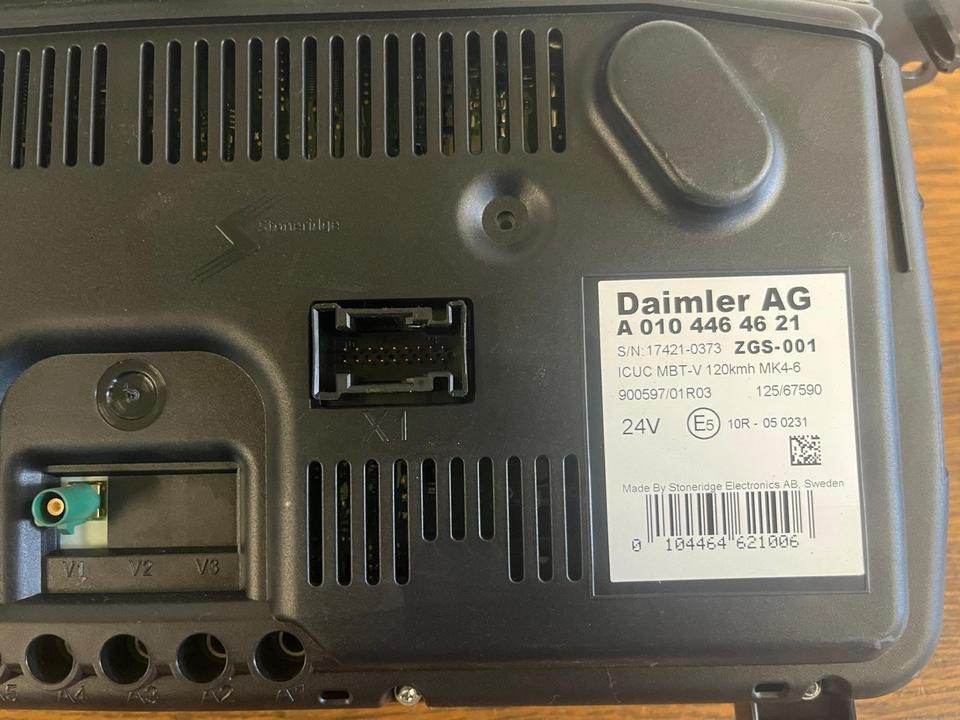 Mercedes Benz Actros MP4 Kombiinstrument / Tacho A0104464621 - Komandna tabla za Kamion: slika 4 Mercedes Benz Actros MP4 Kombiinstrument / Tacho A0104464621 - Komandna tabla za Kamion: slika 4