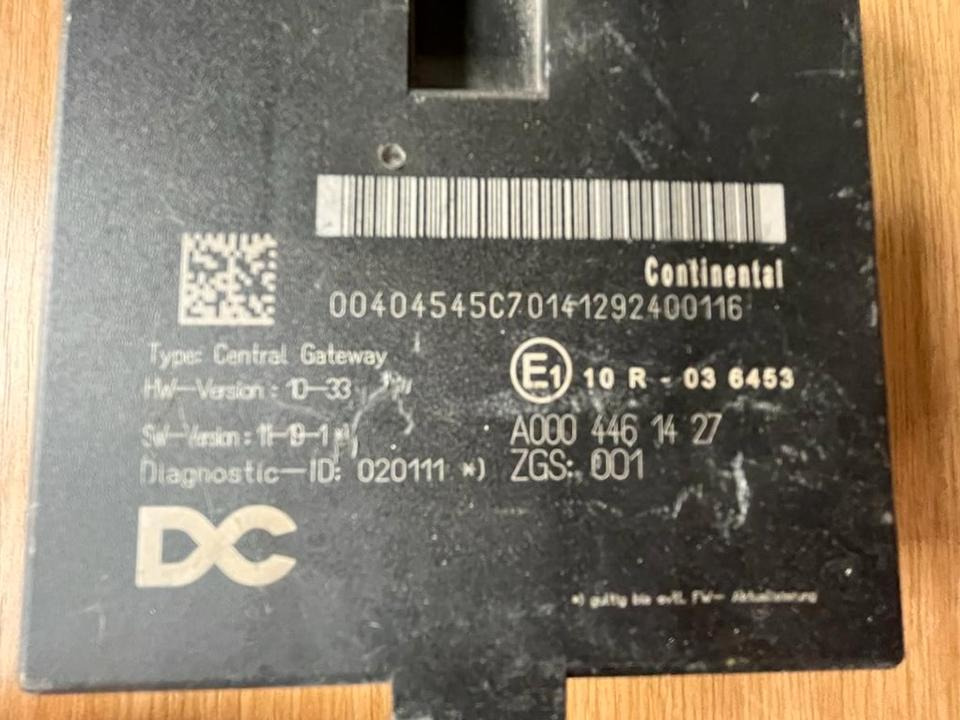 Mercedes Continental Central Gateway Steuergerät A 000 446 14 27 - Upravljačka jedinica za Kamion: slika 2 Mercedes Continental Central Gateway Steuergerät A 000 446 14 27 - Upravljačka jedinica za Kamion: slika 2