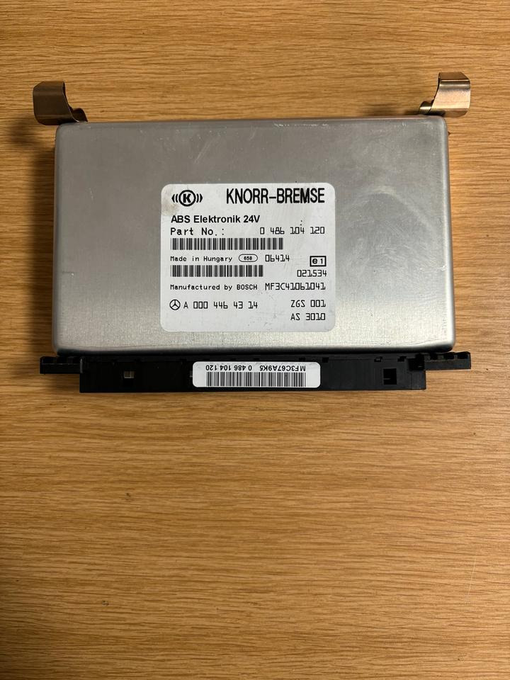 Mercedes KNORR BREMSE ABS Elektronik Steuergerät A0004464314 - Upravljačka jedinica za Kamion: slika 1 Mercedes KNORR BREMSE ABS Elektronik Steuergerät A0004464314 - Upravljačka jedinica za Kamion: slika 1