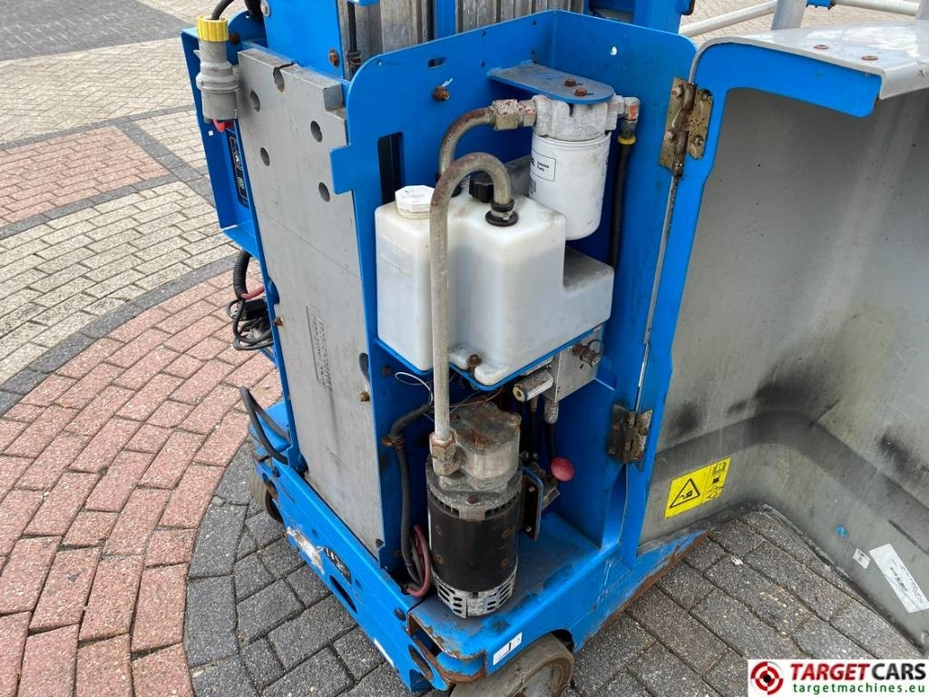 Lizing Genie GR-20 RunAbout Electric Vertical Mast Lift 802cm  Genie GR-20 RunAbout Electric Vertical Mast Lift 802cm: slika 17