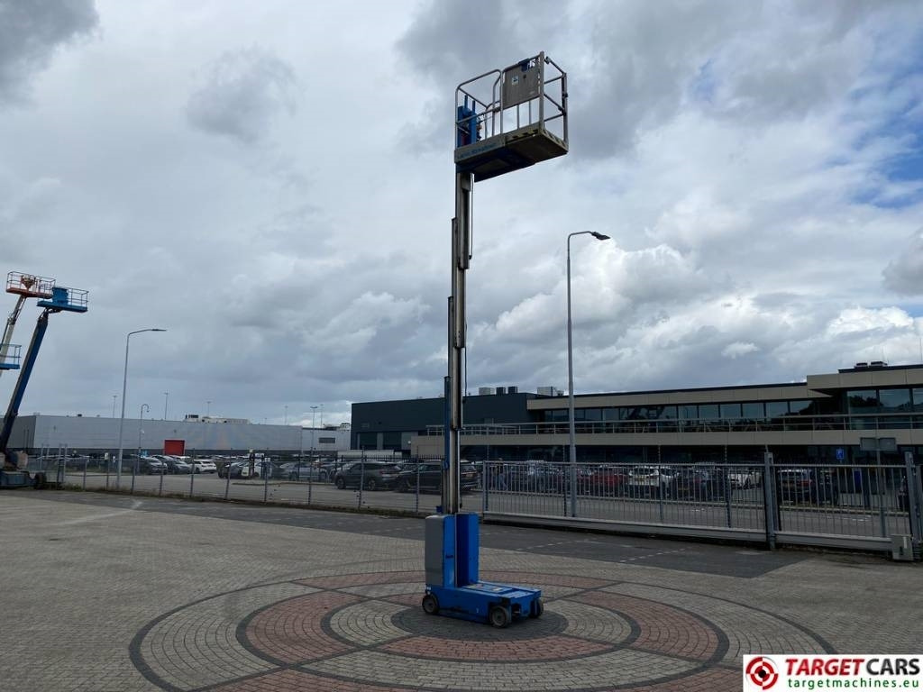 Lizing Genie GR-20 RunAbout Electric Vertical Mast Lift 802cm  Genie GR-20 RunAbout Electric Vertical Mast Lift 802cm: slika 7
