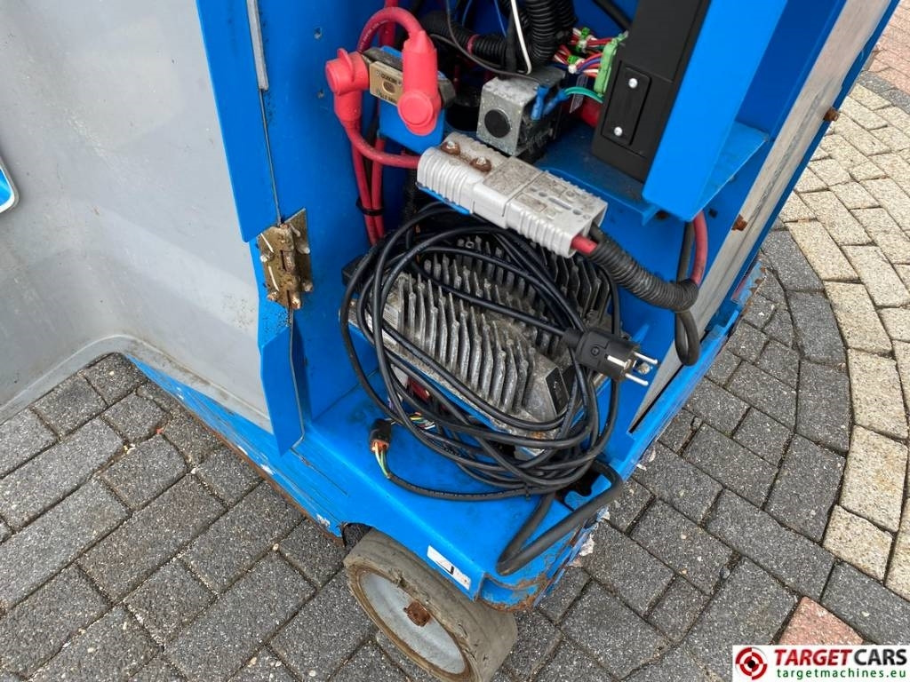 Lizing Genie GR-20 RunAbout Electric Vertical Mast Lift 802cm  Genie GR-20 RunAbout Electric Vertical Mast Lift 802cm: slika 18