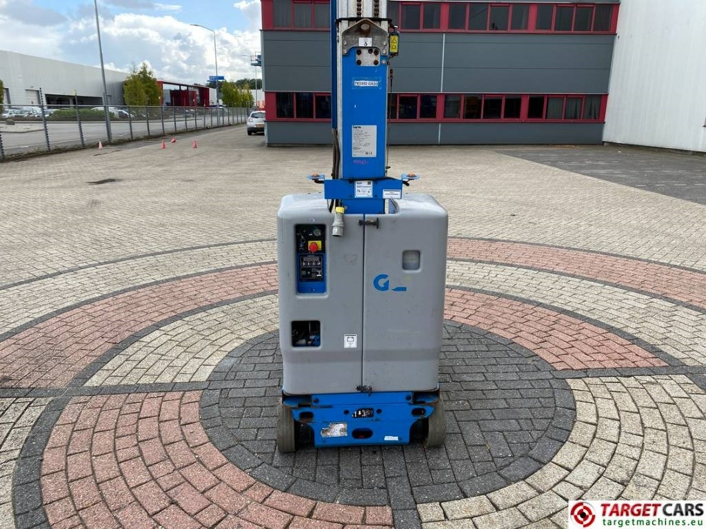 Lizing Genie GR-20 RunAbout Electric Vertical Mast Lift 802cm  Genie GR-20 RunAbout Electric Vertical Mast Lift 802cm: slika 28