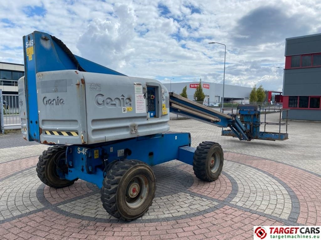 Genie S-45 Telescopic 4x4 Diesel Boom Work Lift 1572cm - Teleskopska platforma: slika 3 Genie S-45 Telescopic 4x4 Diesel Boom Work Lift 1572cm - Teleskopska platforma: slika 3