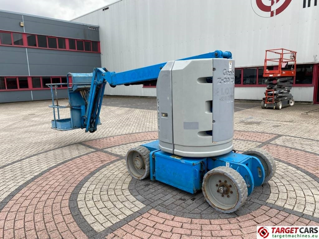 Genie Z-30/20N Electric Articulated Boom WorkLift 1110cm - Zglobna platforma: slika 4 Genie Z-30/20N Electric Articulated Boom WorkLift 1110cm - Zglobna platforma: slika 4