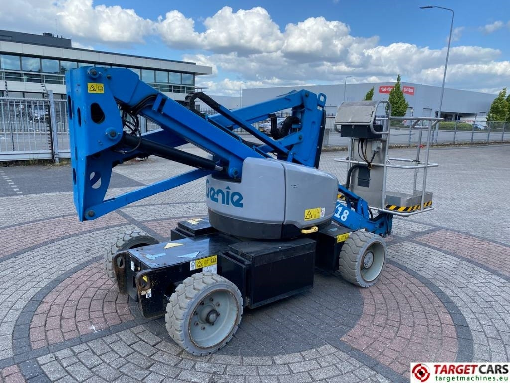 Genie Z-33/18 Electric Articulated Boom Work Lift 1200cm - Zglobna platforma: slika 3 Genie Z-33/18 Electric Articulated Boom Work Lift 1200cm - Zglobna platforma: slika 3