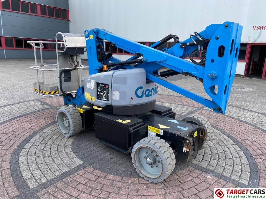 Genie Z-33/18 Electric Articulated Boom Work Lift 1200cm - Zglobna platforma: slika 4 Genie Z-33/18 Electric Articulated Boom Work Lift 1200cm - Zglobna platforma: slika 4