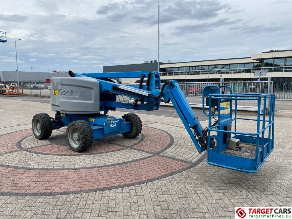 Genie Z-45/25J Articulated 4x4 Diesel Boom Work Lift 16M - Zglobna platforma: slika 2 Genie Z-45/25J Articulated 4x4 Diesel Boom Work Lift 16M - Zglobna platforma: slika 2