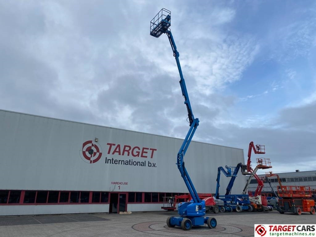 Genie Z-45/25J Articulated HyBrid Boom Work Lift 1594cm - Zglobna platforma: slika 5 Genie Z-45/25J Articulated HyBrid Boom Work Lift 1594cm - Zglobna platforma: slika 5