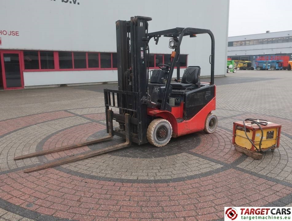 Hangcha CPD15J Eletric 4-wh Forklift Triplex-480cm 1500KG  - Električni viljuškar: slika 1 Hangcha CPD15J Eletric 4-wh Forklift Triplex-480cm 1500KG  - Električni viljuškar: slika 1