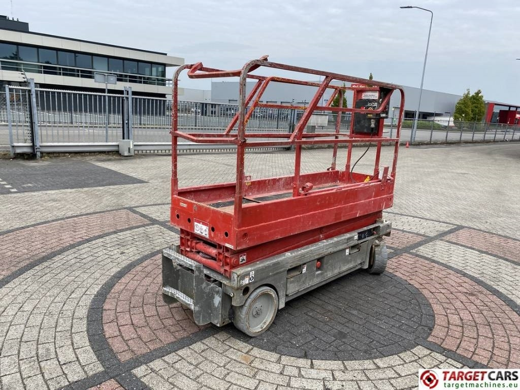 Haulotte Compact 8 Electric Scissor Work Lift 818cm DEFECT - Lift u obliku makaza: slika 3 Haulotte Compact 8 Electric Scissor Work Lift 818cm DEFECT - Lift u obliku makaza: slika 3