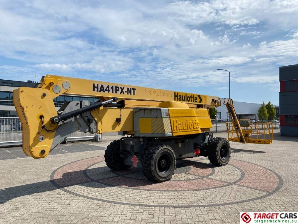 Haulotte HA41PX NT Diesel 4x4 Articulated Boom Lift 4100cm - Zglobna platforma: slika 3 Haulotte HA41PX NT Diesel 4x4 Articulated Boom Lift 4100cm - Zglobna platforma: slika 3