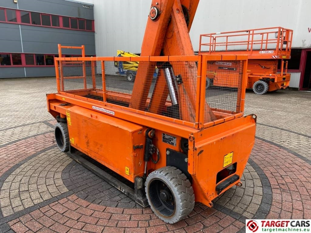 Lift u obliku makaza Holland Lift CombiStar N165EL12 Electric Scissor WorkLift 18.5M: slika 28