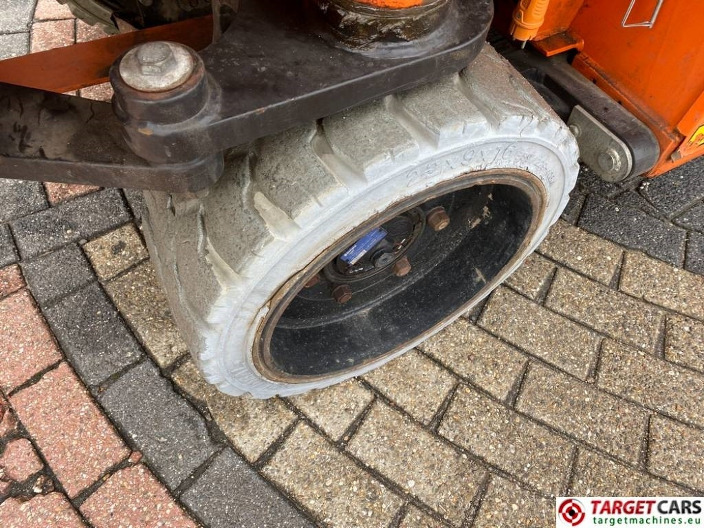 Lift u obliku makaza Holland Lift CombiStar N165EL12 Electric Scissor WorkLift 18.5M: slika 21