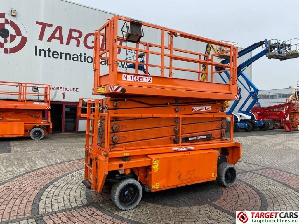 Holland Lift CombiStar N165EL12 Electric Scissor WorkLift 18.5M - Lift u obliku makaza: slika 1 Holland Lift CombiStar N165EL12 Electric Scissor WorkLift 18.5M - Lift u obliku makaza: slika 1