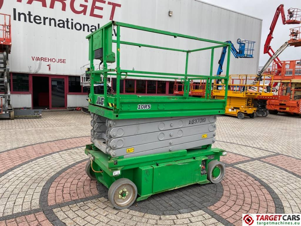 JLG 10RS Electric Scissor Work Lift 1175cm - Lift u obliku makaza: slika 1 JLG 10RS Electric Scissor Work Lift 1175cm - Lift u obliku makaza: slika 1