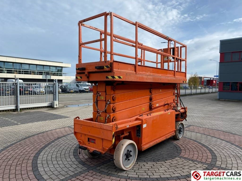 JLG 153-12 Liftlux Electric Scissor Work Lift 1730cm - Lift u obliku makaza: slika 3 JLG 153-12 Liftlux Electric Scissor Work Lift 1730cm - Lift u obliku makaza: slika 3