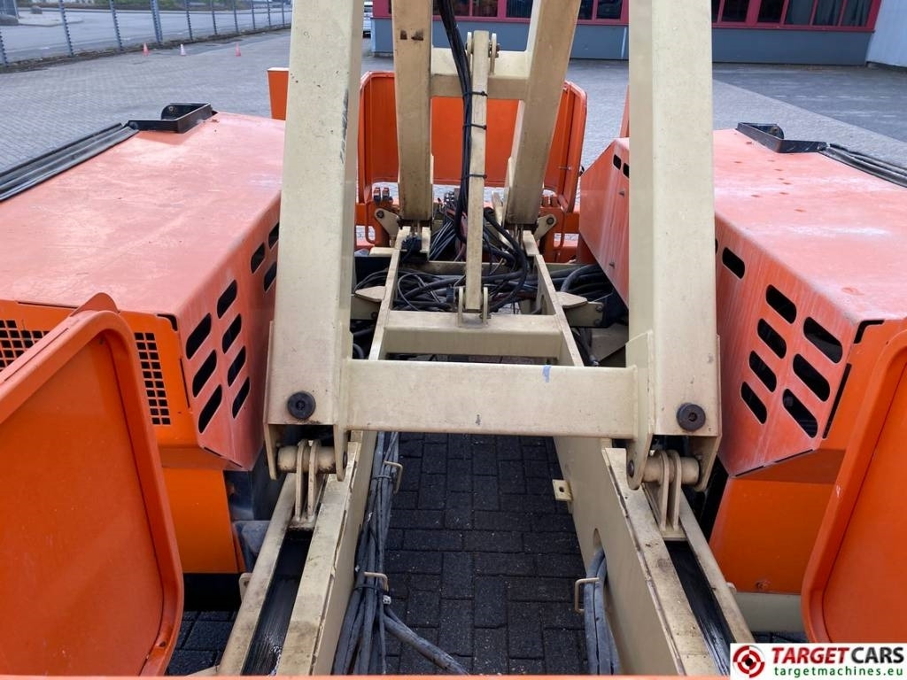 Lift u obliku makaza JLG 3394RT Diesel 4x4 Scissor Work Lift 1206cm: slika 29