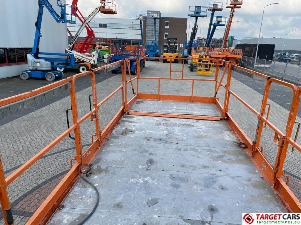 Lift u obliku makaza JLG 3394RT Diesel 4x4 Scissor Work Lift 1206cm: slika 8