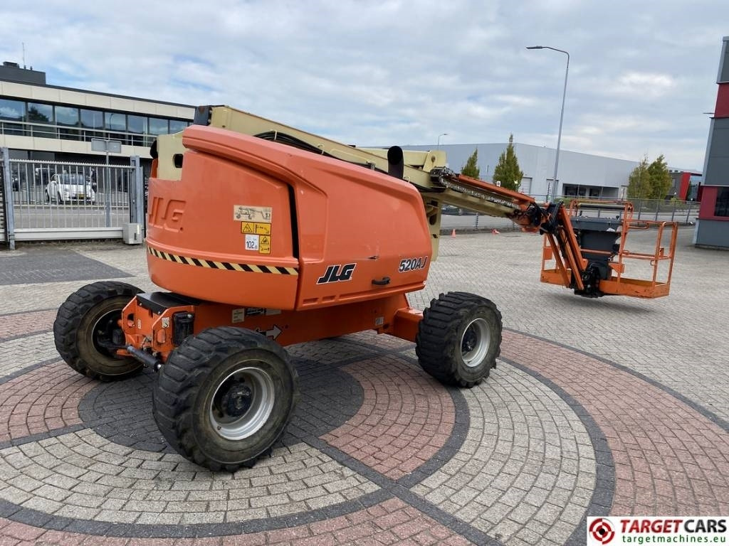 JLG 520AJ Articulated 4x4 Diesel Boom Work Lift 1800cm - Zglobna platforma: slika 3 JLG 520AJ Articulated 4x4 Diesel Boom Work Lift 1800cm - Zglobna platforma: slika 3