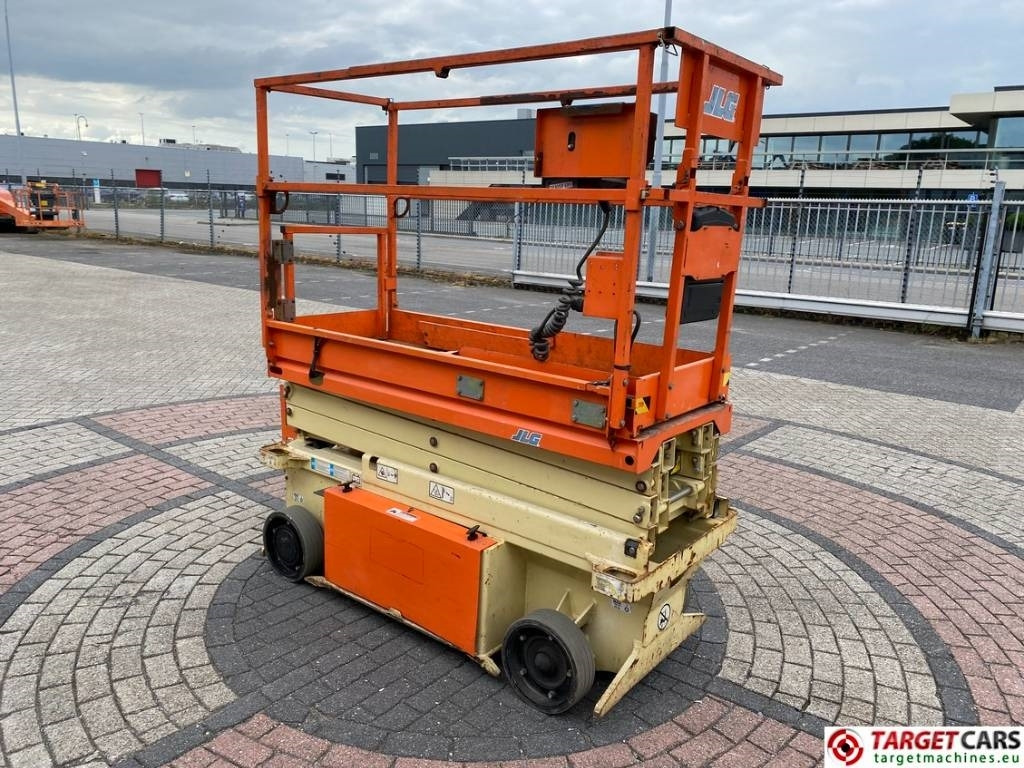 JLG 6RS Electric Scissor Work Lift 779cm - Lift u obliku makaza: slika 2 JLG 6RS Electric Scissor Work Lift 779cm - Lift u obliku makaza: slika 2