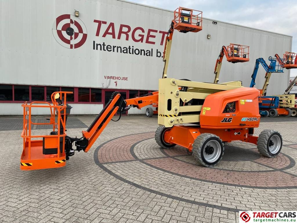 JLG EC450AJ Lithium-Ion Articulated Boom Lift 1572cm - Zglobna platforma: slika 1 JLG EC450AJ Lithium-Ion Articulated Boom Lift 1572cm - Zglobna platforma: slika 1