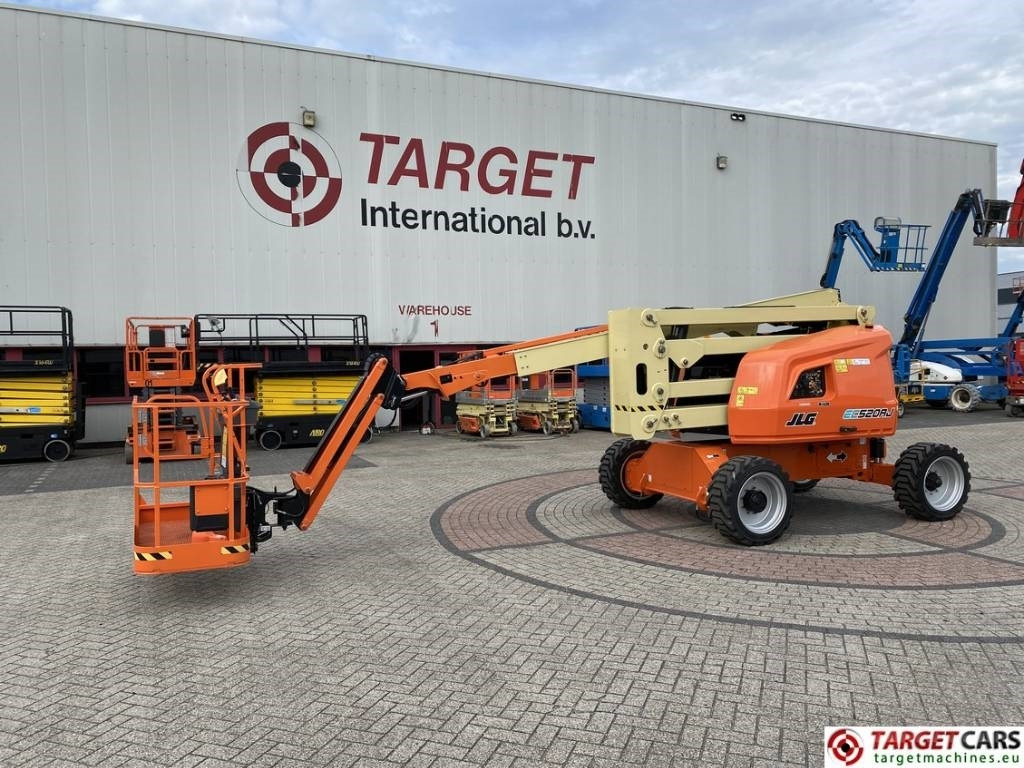 JLG EC520AJ Electric Articulated Boom Work Lift 1800cm - Zglobna platforma: slika 1 JLG EC520AJ Electric Articulated Boom Work Lift 1800cm - Zglobna platforma: slika 1