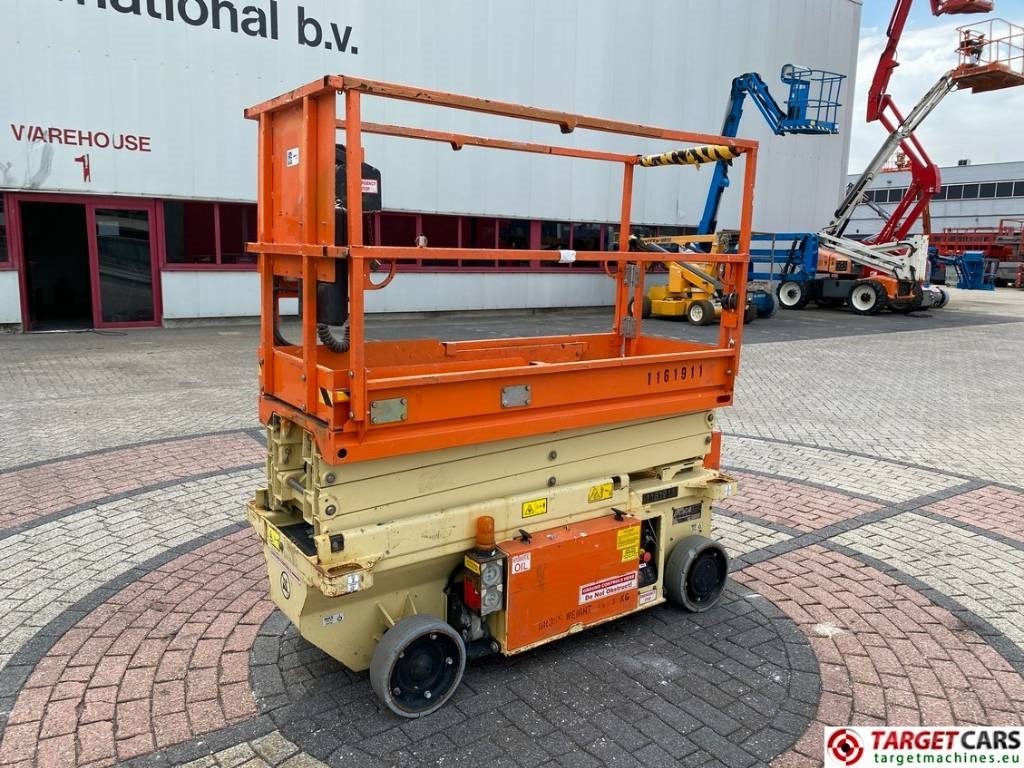 JLG R6 Electric 6RS Scissor Work Lift 779cm - Lift u obliku makaza: slika 1 JLG R6 Electric 6RS Scissor Work Lift 779cm - Lift u obliku makaza: slika 1
