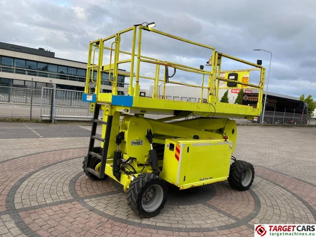 MEC 2684RT Diesel 4x4 Scissor Lift Speed-Level 992cm - Lift u obliku makaza: slika 3 MEC 2684RT Diesel 4x4 Scissor Lift Speed-Level 992cm - Lift u obliku makaza: slika 3