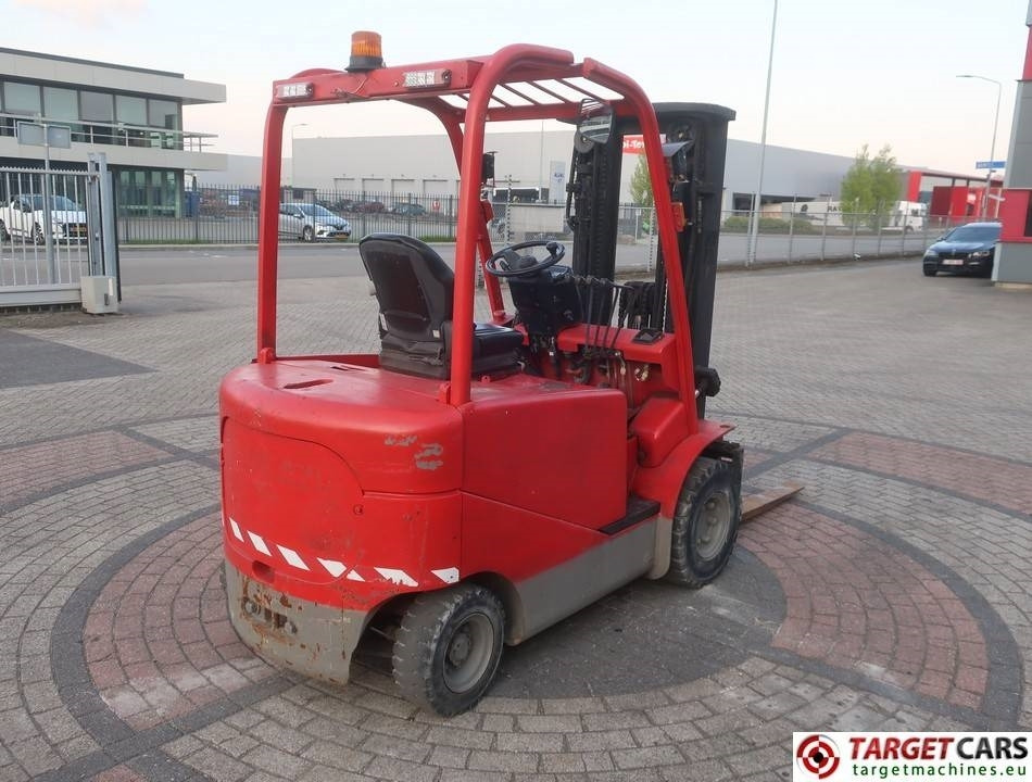 Manitou ME425 Electric 4wheel Forklift 2500KG Triplex450cm  - Električni viljuškar: slika 3 Manitou ME425 Electric 4wheel Forklift 2500KG Triplex450cm  - Električni viljuškar: slika 3