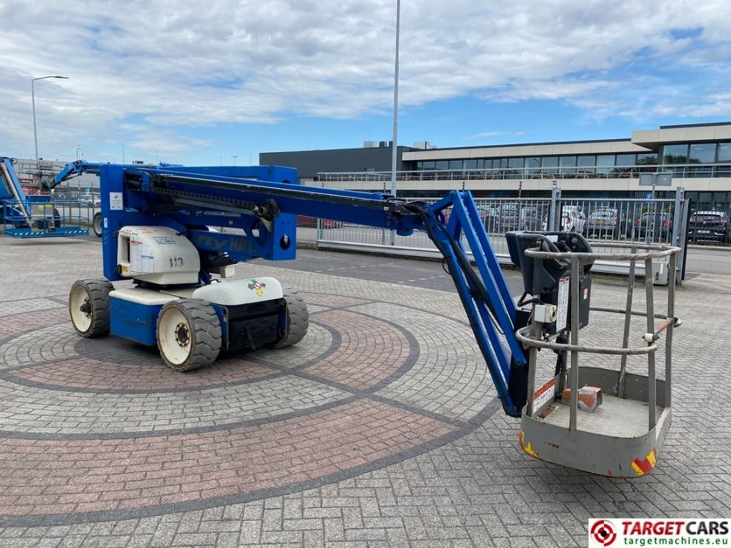 Niftylift HR15NDE HyBrid Articulated Boom Work Lift 1550cm - Zglobna platforma: slika 2 Niftylift HR15NDE HyBrid Articulated Boom Work Lift 1550cm - Zglobna platforma: slika 2